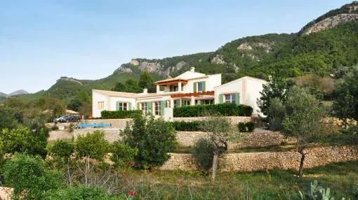 Modern new build finca with panoramic views and pool Modern new build finca with panoramic views and pool