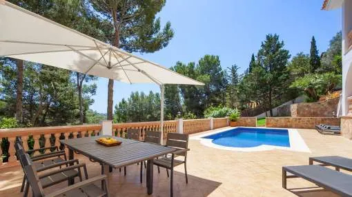 Mediterranean villa with holiday rental licence