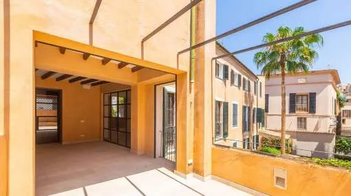 Elegant duplex apartment with terrace and garage in the old town Elegant duplex apartment with terrace and garage in the old town