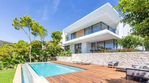 Comfortable luxury villa in an exclusive location Comfortable luxury villa in an exclusive location