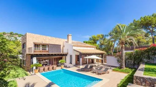 Spacious villa in Mediterranean style in resident location Spacious villa in Mediterranean style in resident location