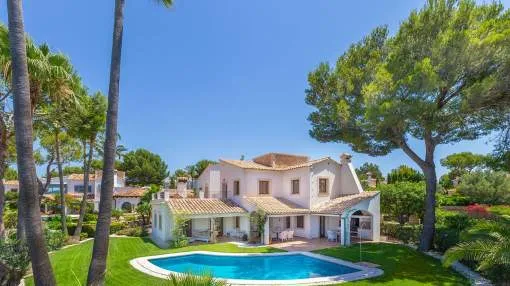 Unique property in excellent location close to Port Adriano Unique property in excellent location close to Port Adriano