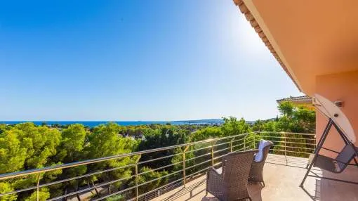 Sea view villa in a sought-after villa residential location Sea view villa in a sought-after villa residential location