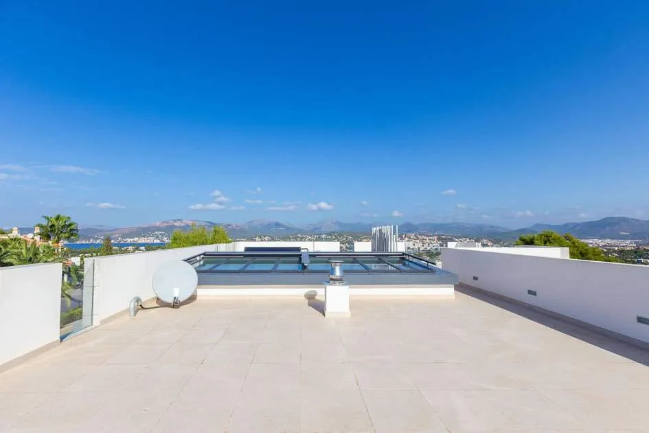 Superb villa in a top location with stunning views