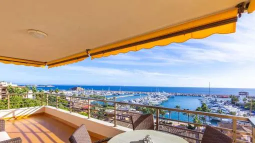 Sunny sea view apartment in exclusive residential are close to the beach