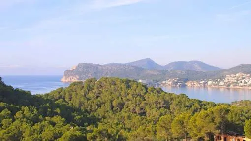 Sunny plot in privileged location with stunning views Sunny plot in privileged location with stunning views