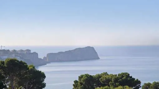 Large building plot in a tranquil residential area with stunning views Large building plot in a tranquil residential area with stunning views