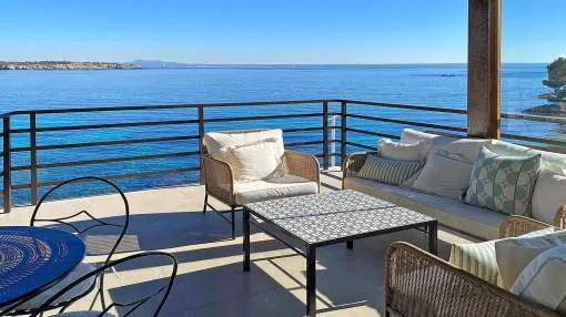 Elegant luxury apartment in frontline complex Elegant luxury apartment in frontline complex