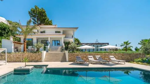 Spectacular Mediterranean villa in excellent residential area