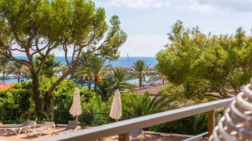 Sunny sea view apartment close to harbour Sunny sea view apartment close to harbour