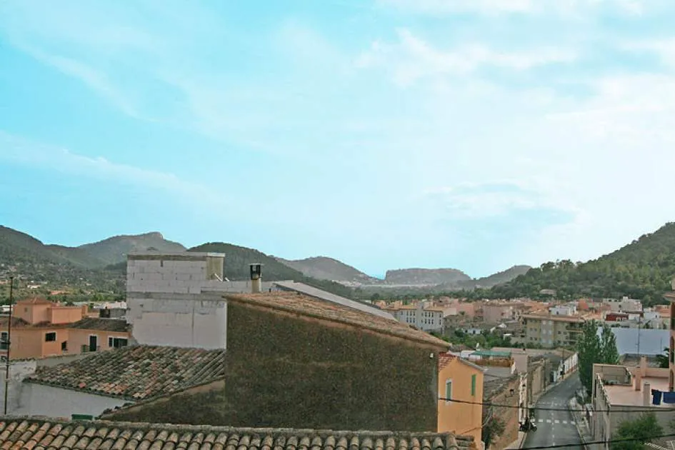 Renovated town house with harbour and panoramic views Renovated town house with harbour and panoramic views