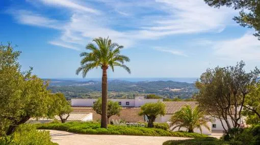 Modern country villa in upscale rural urbanization