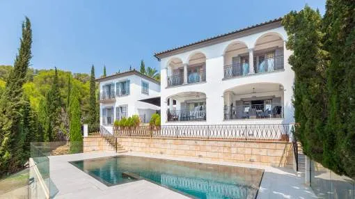 Luxurious property with breathtaking views