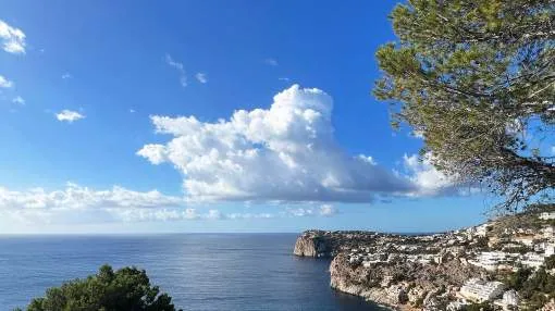 Cala Llamp – Building plot with unique sea and panoramic views
