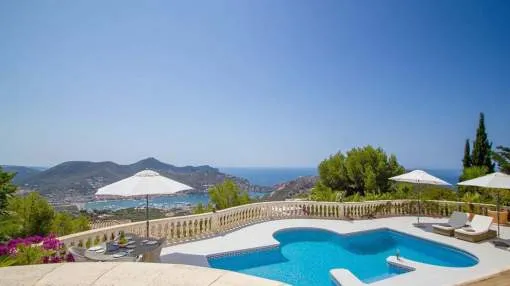 Montport: Prestigious villa with fantastic views