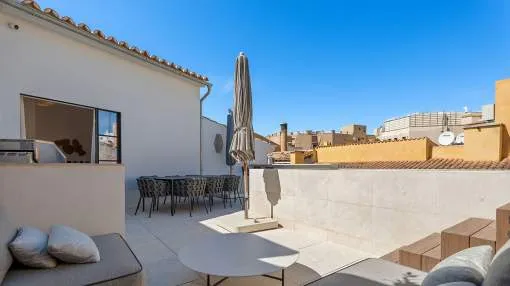 Luxurious city house in sought-after residential area