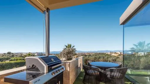 Sea view luxury villa in