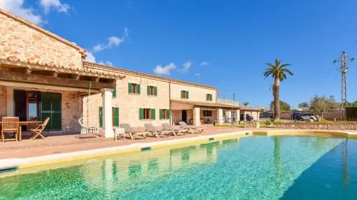 Charming natural stone finca with a pool and holiday rental license, peacefully situated on the outskirts of Charming natural stone finca with a pool and holiday rental license, peacefully situated on the outskirts of