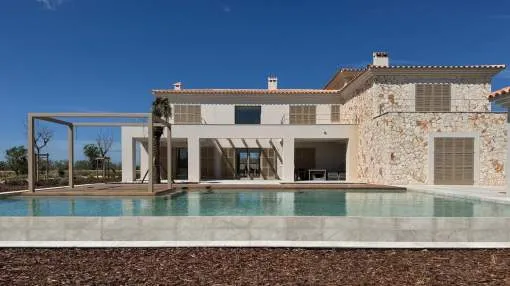 High-quality newly built finca with magnificent views between  and Ses Salines