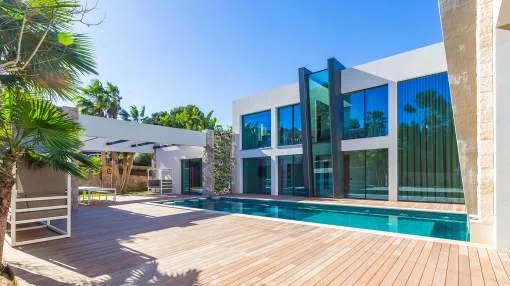 Elegant luxury villa with spacious outdoor area