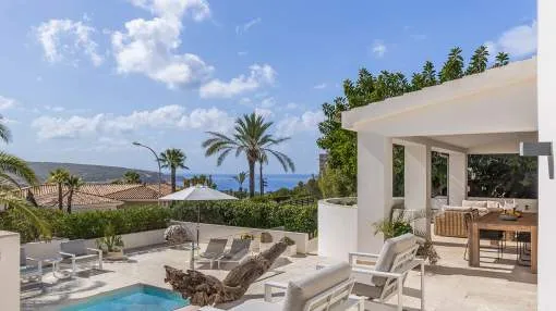 Modern-Mediterranean villa with stunning views