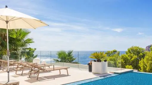 Cala Llamp: New construction villa with fantastic sea view