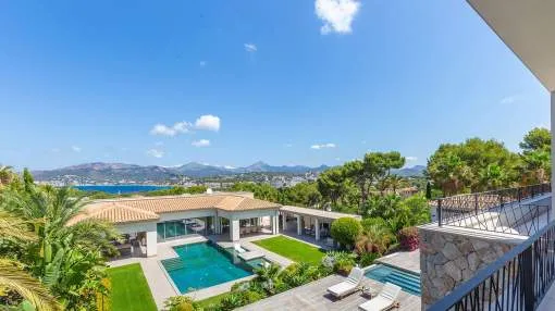 Superb property in exclusive residential area near the harbour Superb property in exclusive residential area near the harbour