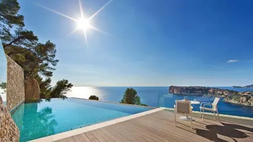 Cala Llamp: Villa Azzuro with sensational sea views