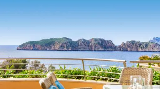 Sea view penthouse with private pool in exclusive complex Sea view penthouse with private pool in exclusive complex