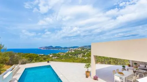 Modern luxury villa with breathtaking views Modern luxury villa with breathtaking views