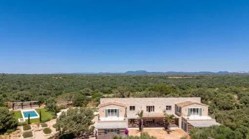 Beautiful natural stone finca with guest house, pool and stunning views of Cabrera – near Es Trenc