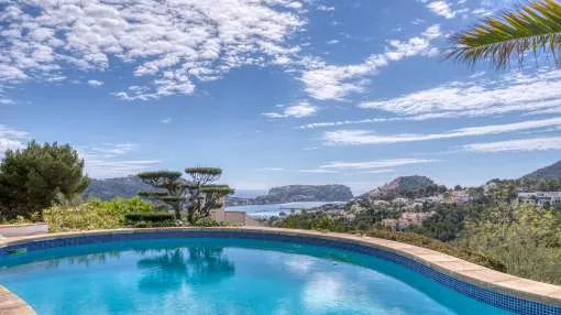 Can Borras: Mediterranean villa with magnificient view
