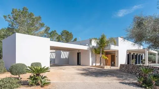 Architectural masterpiece: modern finca with pool and olive grove