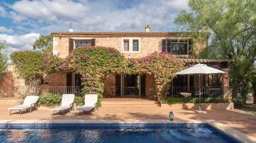 Enchanting finca property with lots of charm and mature garden