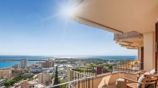 Modern penthouse with sensational views